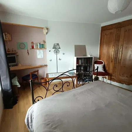 Maison De Village Δωμάτια σε οικογενειακή κατοικία *