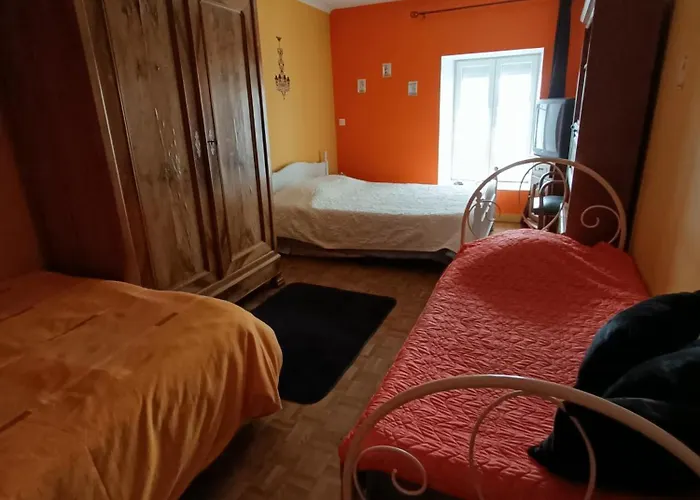 Maison De Village Barbechat