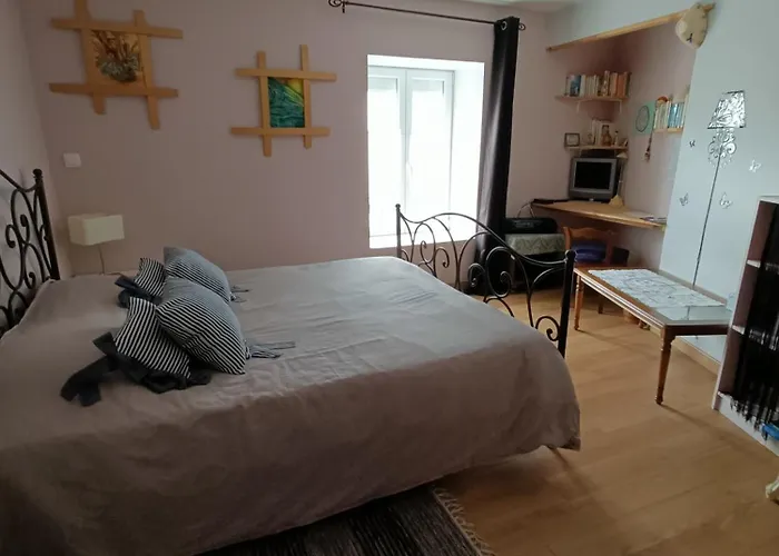 Maison De Village Séjour chez l'habitant *