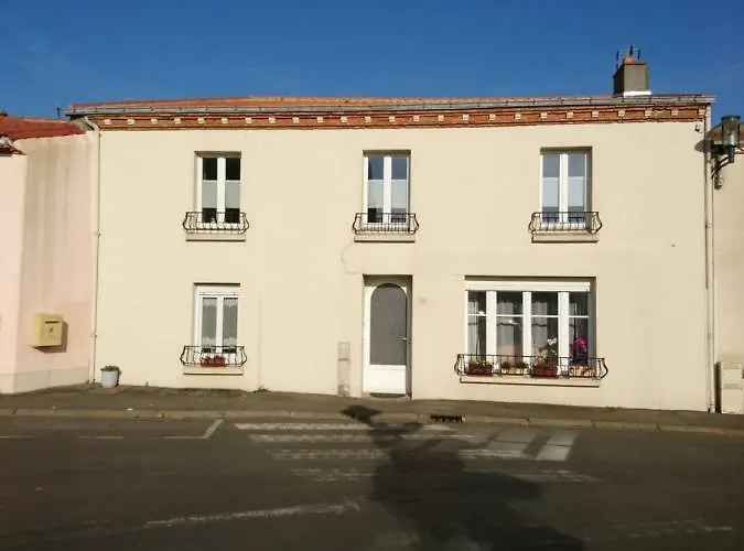 Δωμάτια σε οικογενειακή κατοικία Maison De Village *